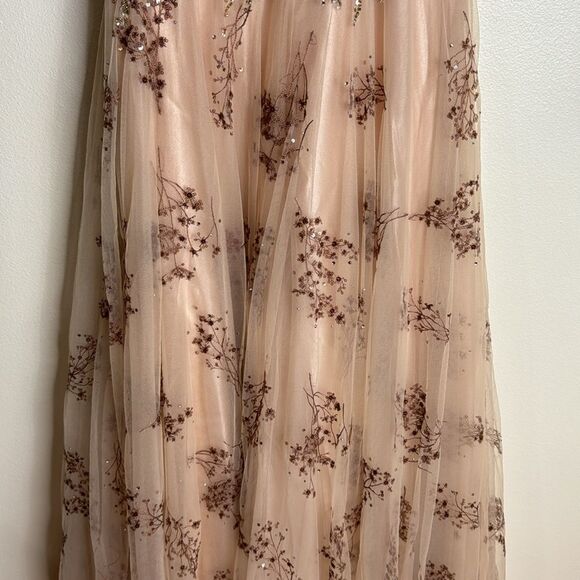 Mac Duggal EMBELLISHED ILLUSION CAP SLEEVE A LINE GOWN pageant dress size 4 - Picture 6 of 13